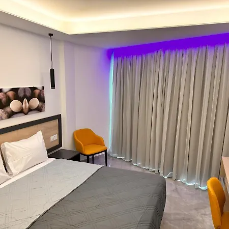 Otel Papouis 3*