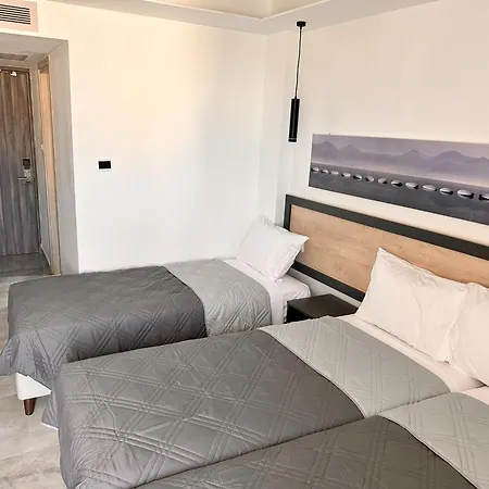 Papouis Otel Protaras